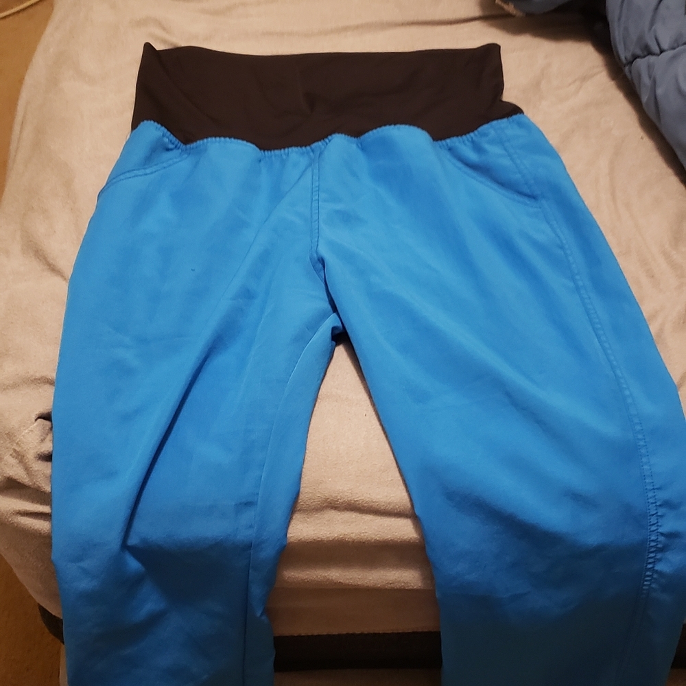 Maternity scrub bottoms